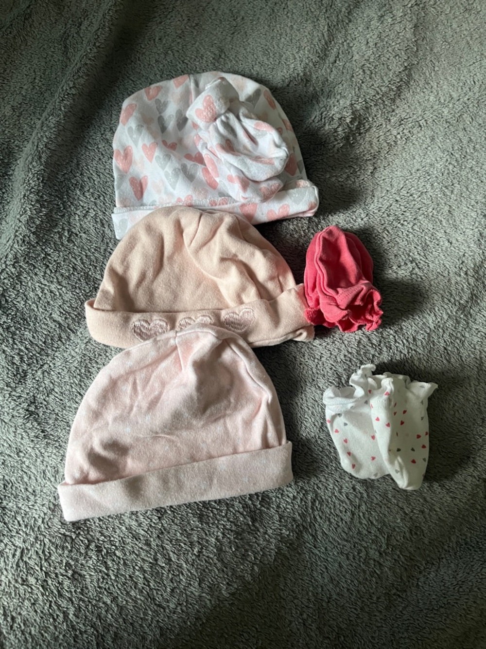 Baby Girls Pink Heart & Solid Hat Set